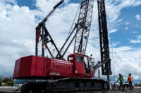 Garbarino_s-HC80-Crane-with-fixed-leads-pile-driving-concrete-piles.jpg